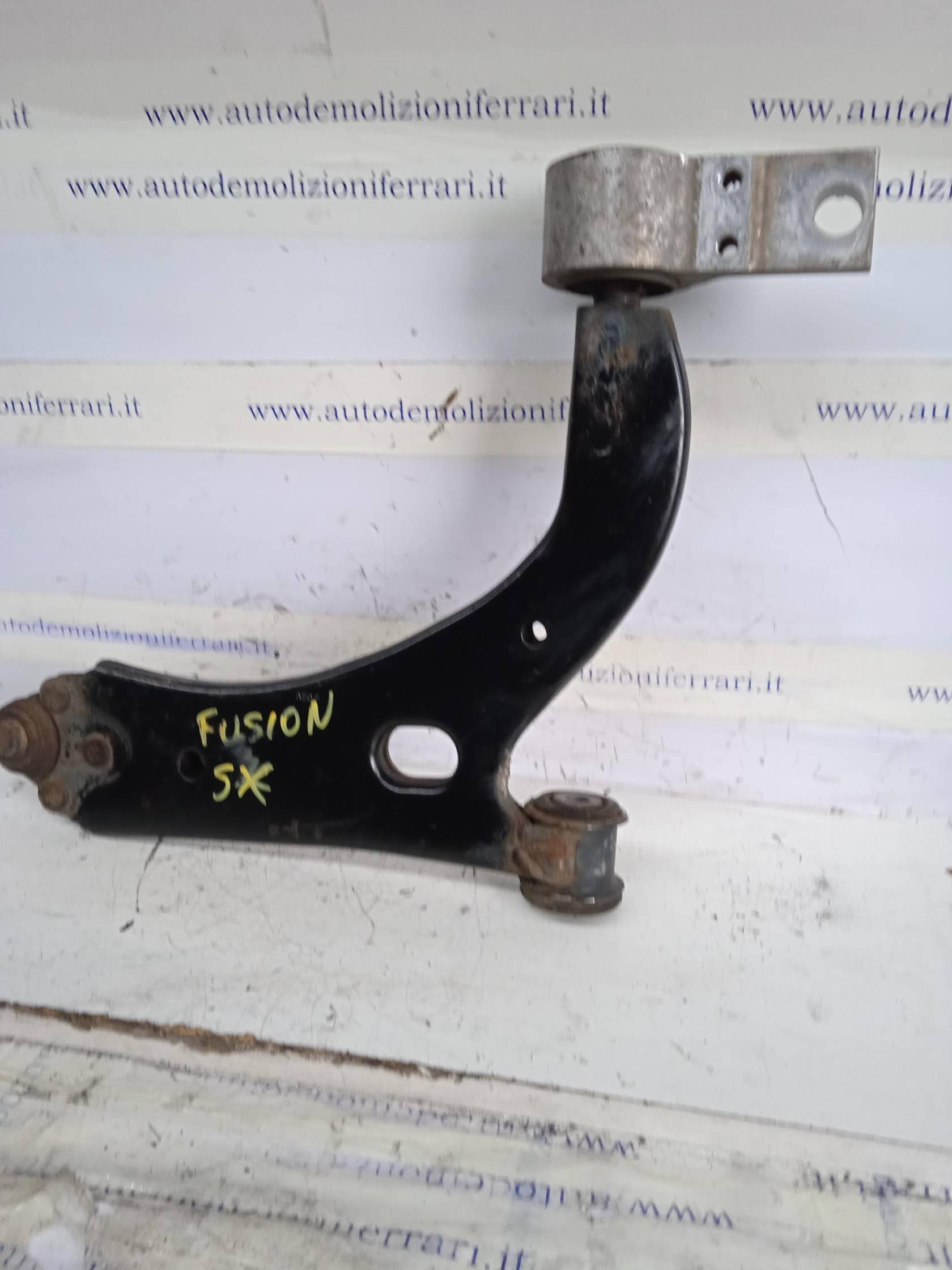 Braccio oscillante sosp. ant. sx.